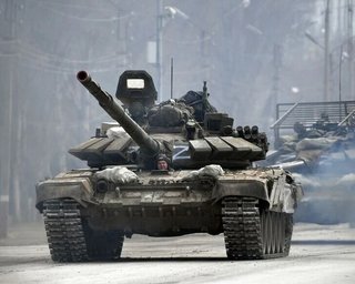 Зводять укріплення і тихо саботують видачу паспортів: на Запоріжжі готуються до приходу ЗСУ