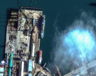 Удар по БДК "Новочеркасск": Россия вывела из Феодосии остатки Черноморского флота (видео)