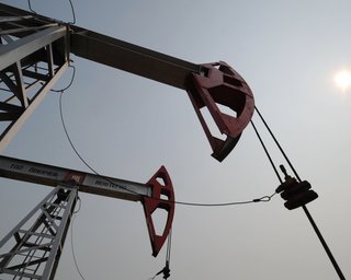 Мировые цены на нефть рухнули до мартовских показателей: в чем причина