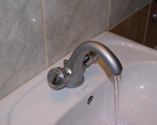 Киевводоканал предлагает поднять тарифы на воду