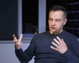 Кандидат в президенты Гнап отнес в ЦИК заявление с отказом баллотироваться