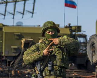 ЗС РФ вкрали цивільний теплохід, щоб переправлятися через Дніпро у Херсоні, — Нацполіція