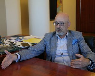 Переговорщик с Кремлем. Алексей Резников о пересмотре "Минска", обязательствах Украины и мягкости Европы