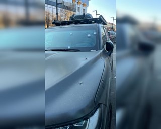 Военнослужащий из полка "Скала" мог обстрелять машину SkyNews: 12 пулевых отверстий — соцсети (фото)