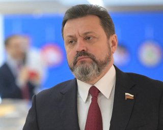 Обвиняемый в госизмене Андрей Деркач стал Героем России