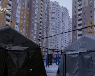Графіки відключень на 10 лютого: хто сидітиме без світла понад 15 годин