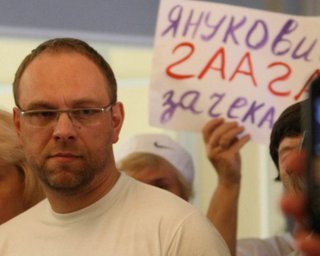 Власенко: Суду по барабану рекомендации для Тимошенко