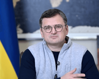 Опасные посылки получили посольства Украины в Румынии и Дании, — Кулеба