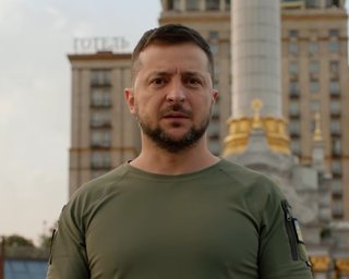 На  шаг от катастрофы: Зеленский рассказал, что происходит на Запорожской АЭС