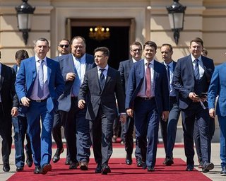 На съезде партии "Слуга народа" представлена первая двадцатка кандидатов