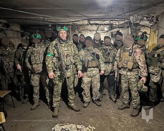 "Ситуация сложная": командующий Силами спецопераций ВСУ прибыл в Бахмут (фото)