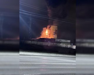 По меньшей мере 20 взрывов: дроны СБУ атаковали российского производителя взрывчатки (видео)