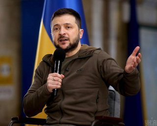 "Не Путін керує, коли куди відходити": Зеленський прокоментував операцію ЗСУ у РФ (відео)