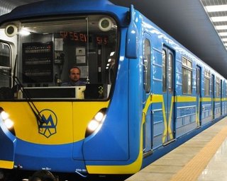 Сегодня киевское метро будет работать на три часа дольше