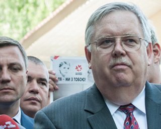 В колонию к Луценко прибыли послы США и ЕС  