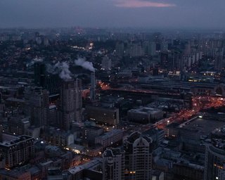Черги з 6 по 22 годину: "Укренерго" та ДТЕК про нові графіки відключень на 2 грудня