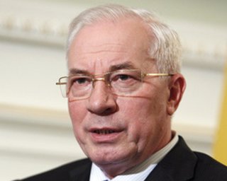 Азаров рассказал, о чем будет говорить с Медведевым в Сочи
