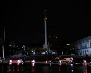 Удари по ключових підстанціях Києва: цієї зими столиця буде без світла, — експерт