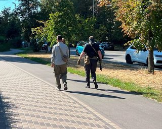 Перестрелка СБУ и ГУР в Киеве: полиция перекрыла целую улицу, — УП (фото)