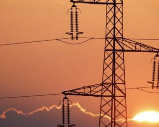 Складна ситуація: українців попередили про нові аварійні відключення світла
