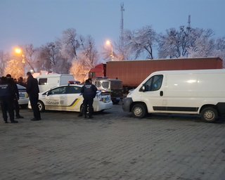 Пункты пропуска на госгранице Украины очищают от евробляхеров