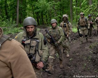 ВСУ перед выбором в Лисичанске: бросить вызов ВС РФ или занять более защищенные районы, — CNN