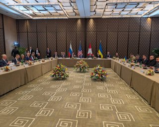 Наступна зустріч України, США та РФ відбудеться у Стамбулі: названо дату