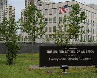 Посольство США в Украине в очередной раз призвало Россию освободить украинских моряков