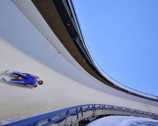 Сборная Германии выиграла эстафету в санном спорте на Играх