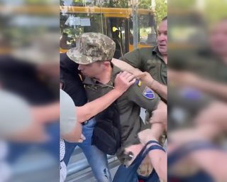 "Нічим не відрізняються від орків": ветеран відреагував на бійки з військовими ТЦК (відео)