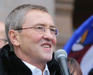 Черновецкий собрался проверить как носят  маски на рынках