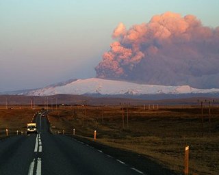 Главные аэропорты Исландии вновь закрыты