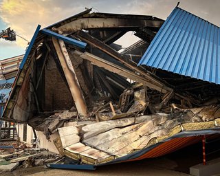Признали после длительной паузы: каковы последствия попадания ВС РФ по складам Metro