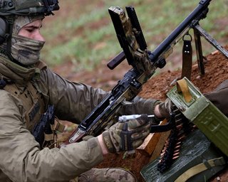 В ближайшие дни Украина может потерять важную дорогу в Бахмуте, — исследователь