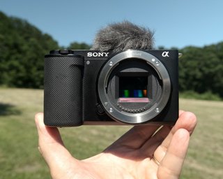 Найкращі фотоапарати 2026 року: топ-3 моделі Nikon, Canon, Sony (фото)