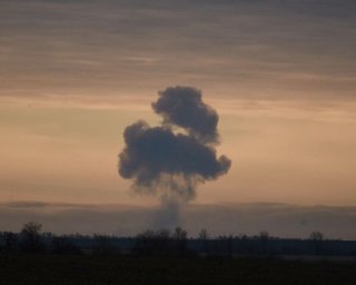 В Крыму прогремела серия взрывов: их слышали в разных локациях полуострова, что известно (карта)