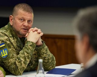 Залужний показав карту масових ударів військ РФ по Україні