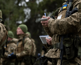 Бронирование в Украине: сколько нужно получать в 2026, чтобы избежать мобилизации