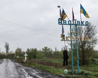 "Усе більше оточення": ЗС РФ просунулися далі від залізниці на півночі Авдіївки, — Bild (карти)