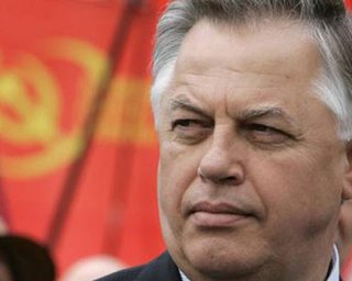 У Симоненко есть план отстранения от власти капиталистов