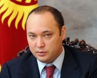 Сын Бакиева вылетел из Латвии в восточном направлении
