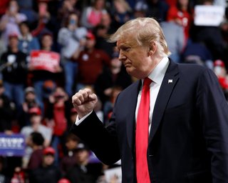 "Якщо республіканці виграють": Трамп пообіцяв роздати американцям по $5000