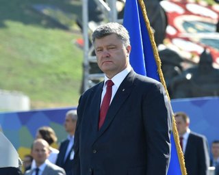 Брюссель не проводит расследование в отношении Порошенко