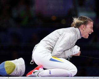 Первое "золото" на Олимпиаде: женская сборная Украины в фехтовании обошла Республику Корея
