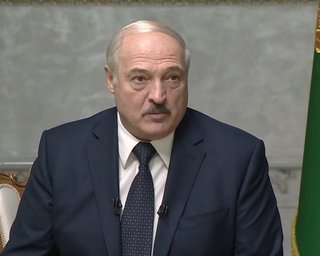 Лукашенко назвал условия своей отставки: в стране порядок, протестов нет