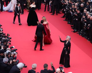 Відкриття Каннського кінофестивалю 2024: найкращі вбрання церемонії (фото)
