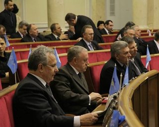 Парламент отказал Тимошенко  в выделении  "гриппозного миллиарда"