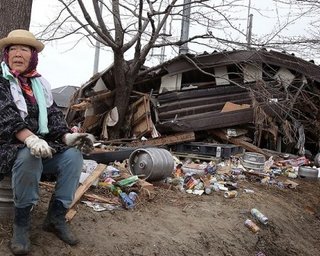 Число жертв стихии в Японии превысило 9,3 тысячи