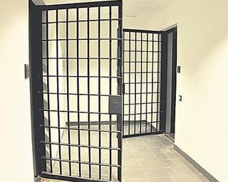 В НСК Олимпийский открыли тюрьму для футбольных фанатов