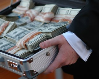 "Откупятся" штрафами и выйдут на свободу. Миллионеров из МСЭК проверяют, что им грозит